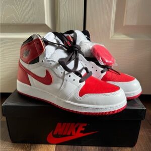 NWT Nike Air Jordan Retro High Youth 6.5